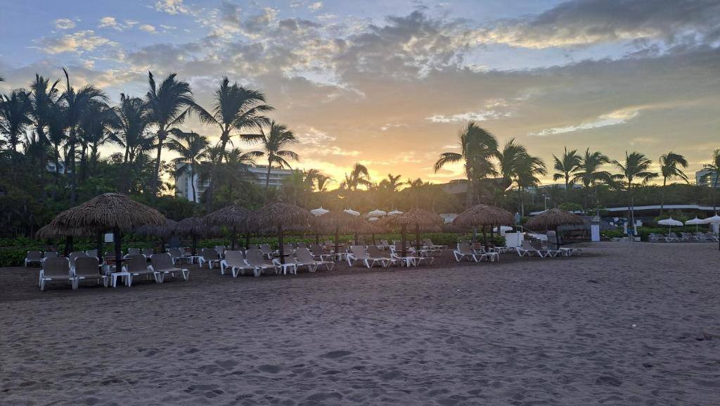 The Grand Mayan: Beach