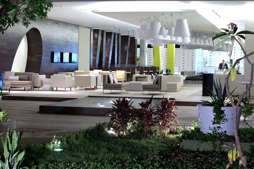 The Hacienda at Krystal Grand Puerto Vallarta: Lobby