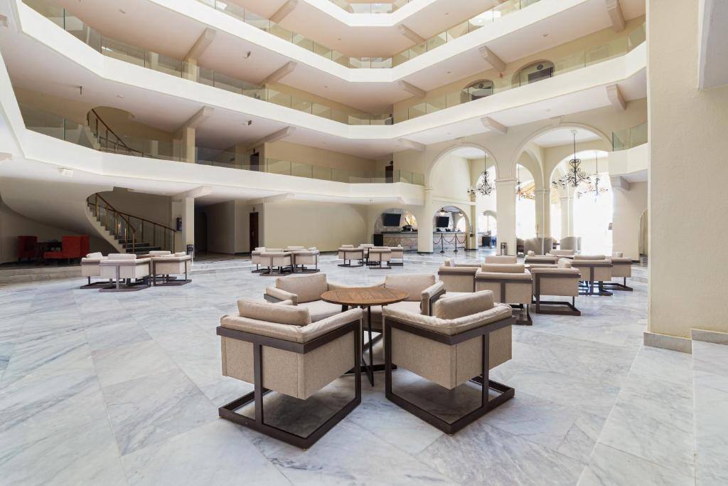 Villa Del Palmar Beach Resort & Spa: Lobby