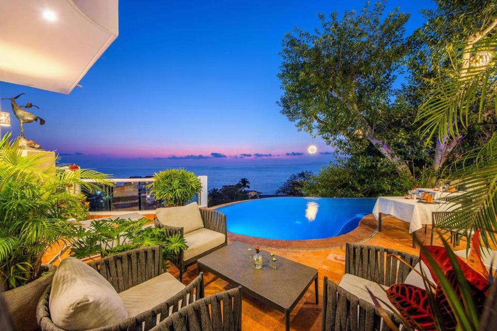 Villa Divina Luxury Hotel Boutique- Adults Only: Swimming pool