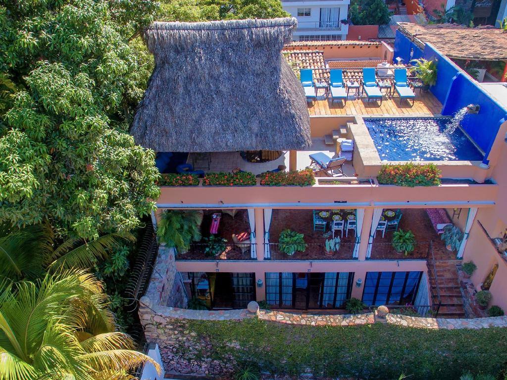 Villa Lola: Property views