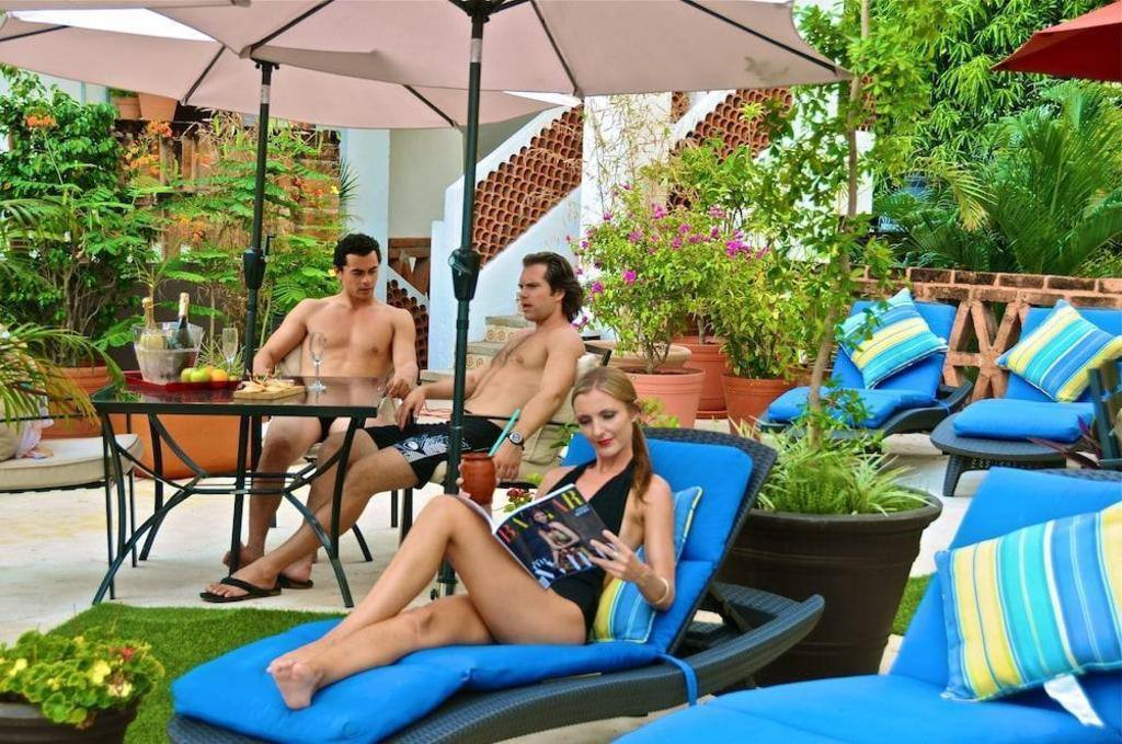 Villa Mercedes Petit Hotel: Property views